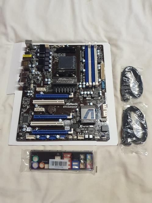 ASRock 970 Extreme4 Moederbord ATX Socket AM3/AM3+, Computers en Software, Moederborden, Zo goed als nieuw, AMD, DDR3, Ophalen of Verzenden