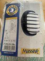 Gezocht Massive buitenlampen, Kunststof, Wandlamp, Ophalen of Verzenden, 50 tot 250 watt