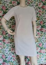 "WE" Ecru jurk met gouddraadje. Mt. S. Als nieuw!, Kleding | Dames, WE, Beige, Ophalen of Verzenden, Zo goed als nieuw