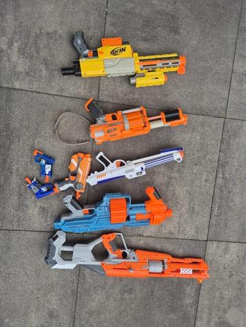 Nerf blaster set – 6 stuks + grote zak munitie – alles werkt beschikbaar voor biedingen
