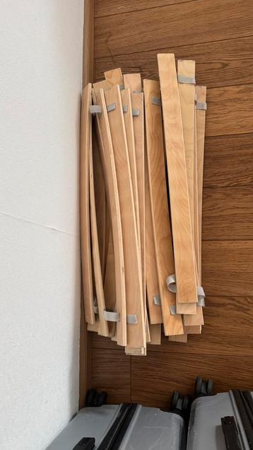 Ikea bedframe, mattres and bed base - afbeelding 2