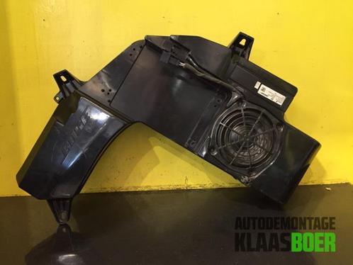 Subwoofer van een Audi A4, Auto-onderdelen, Elektronica en Kabels, Audi, Gebruikt, 6 maanden garantie, 12 maanden garantie, Ophalen of Verzenden
