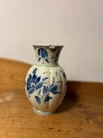 Delft blauwe kastpot of vaas, Antiek en Kunst, Ophalen of Verzenden