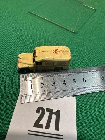 271 Lesney Ambulance creme schaal ? beschikbaar voor biedingen