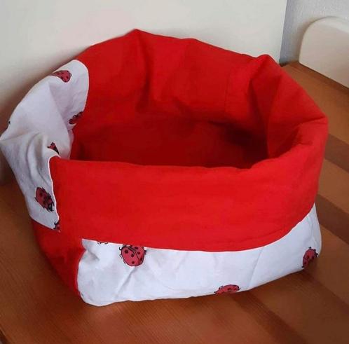 Stoffen luiermand met lieveheersbeestjes, Kinderen en Baby's, Kinderspulletjes, Zo goed als nieuw, Ophalen of Verzenden
