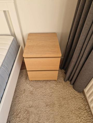 Bed Ikea met nachtkastjes - afbeelding 7