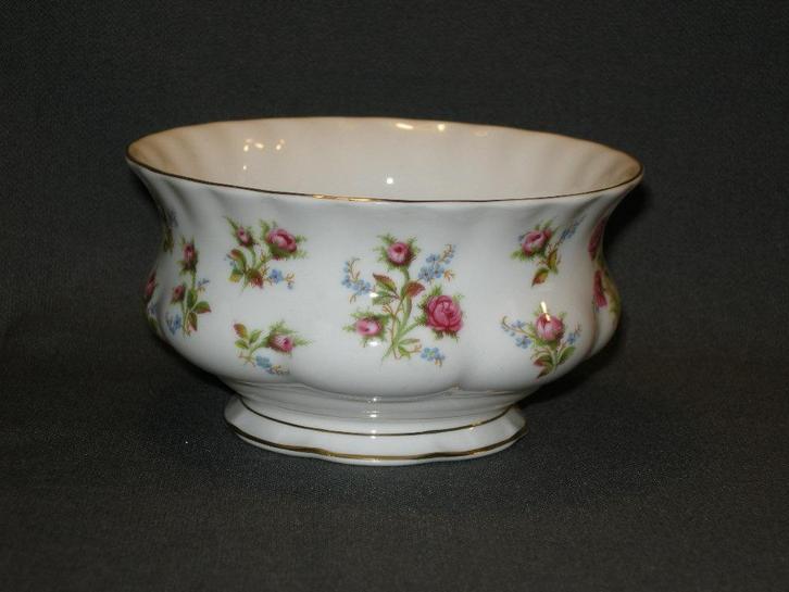 Royal Albert, Winsome, groot suikerschaaltje, Antiek en Kunst, Antiek | Servies los, Ophalen of Verzenden