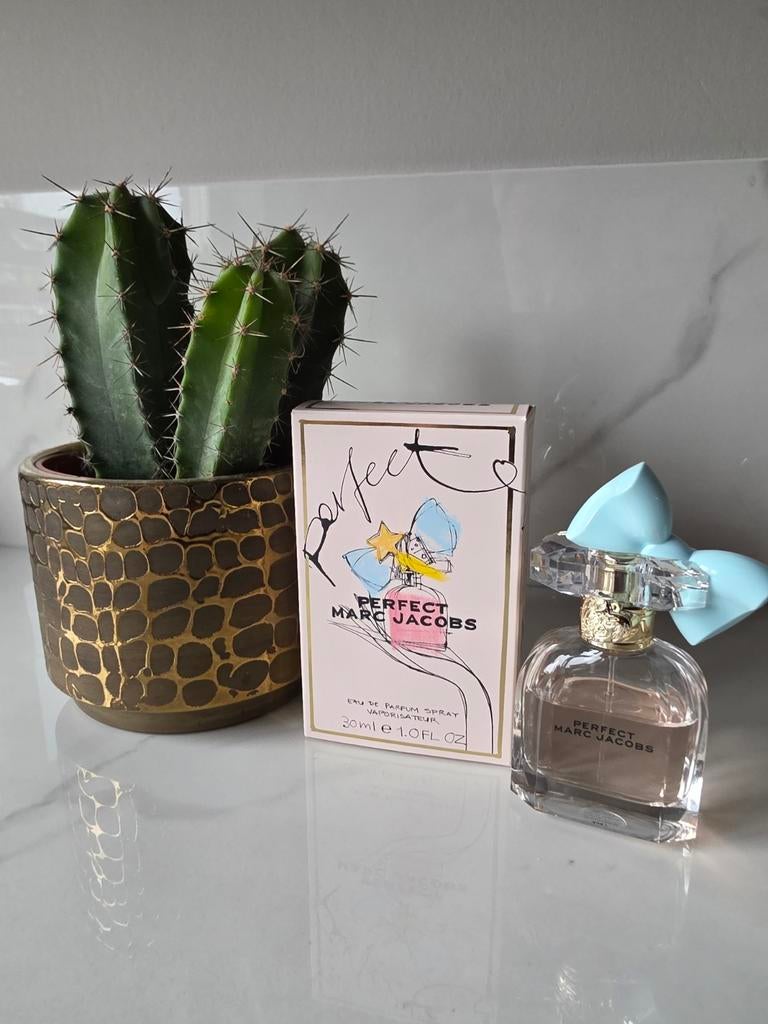 Marc Jacobs Perfect Eau de Parfum 30ml - Ca. 70% vol, Sieraden, Tassen en Uiterlijk, Uiterlijk | Parfum, Ophalen of Verzenden