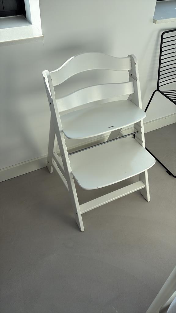 Hauck Alpha witte houten kinderstoel - Gebruikt, Kinderen en Baby's, Kinderstoelen, Gebruikt, Meegroeistoel, Ophalen