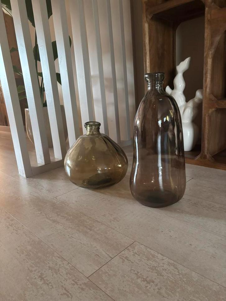 Japandi vazen, Huis en Inrichting, Woonaccessoires | Vazen, Zo goed als nieuw, Overige kleuren, Minder dan 50 cm, Glas, Ophalen