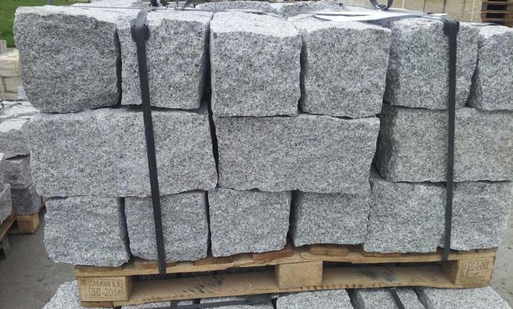 Te koop : zeer mooie Graniet stenen., Tuin en Terras, Grind, Keien en Split, Zo goed als nieuw, Graniet, Ophalen