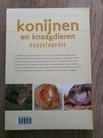 Esther Verhoef - Konijnen en knaagdieren encyclopedie, Boeken, Dieren en Huisdieren, Ophalen of Verzenden, Zo goed als nieuw, Esther Verhoef