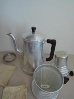 Vintage aluminium koffiekan met drie filters, Antiek en Kunst, Antiek | Keukenbenodigdheden, Ophalen of Verzenden