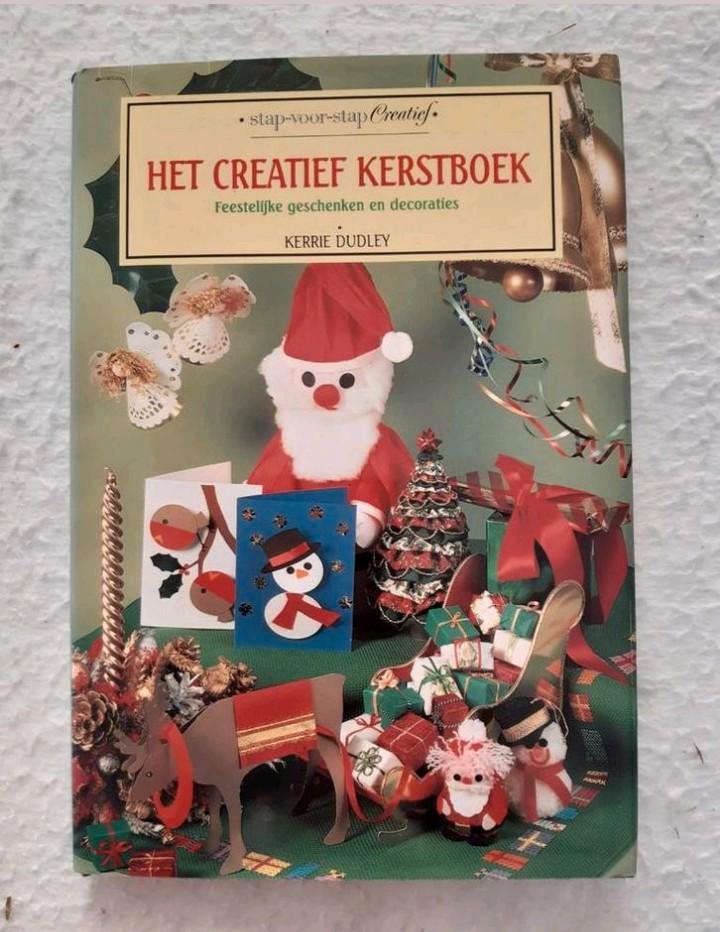 Uit 1992, Het creatief Kerstboek, Kerrie Dudley, Boeken, Hobby en Vrije tijd, Scrapbooking en Knutselen, Ophalen of Verzenden