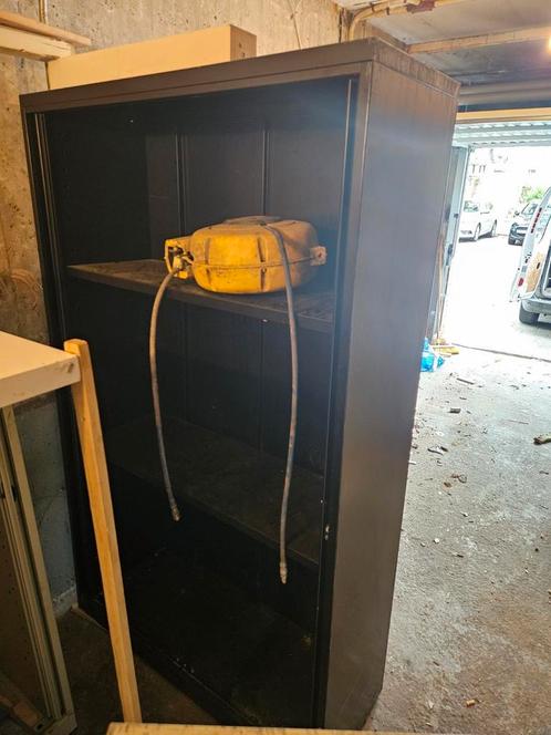 7 Metalen gebruikte kasten- gratis, Huis en Inrichting, Kasten | Overige, Gebruikt, Ophalen