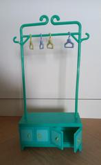Voor barbie Kleding rek winks club 2004, Verzamelen, Poppen, Ophalen of Verzenden, Zo goed als nieuw, Kleertjes
