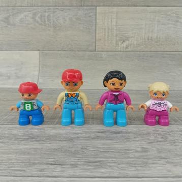 duplo poppetjes gezin vader moeder 2 kinderen beschikbaar voor biedingen