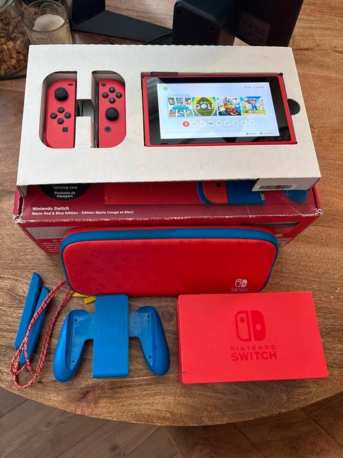 Nintendo Switch Mario Red & Blue Edition, Spelcomputers en Games, Spelcomputers | Nintendo Switch, Zo goed als nieuw, Ophalen of Verzenden
