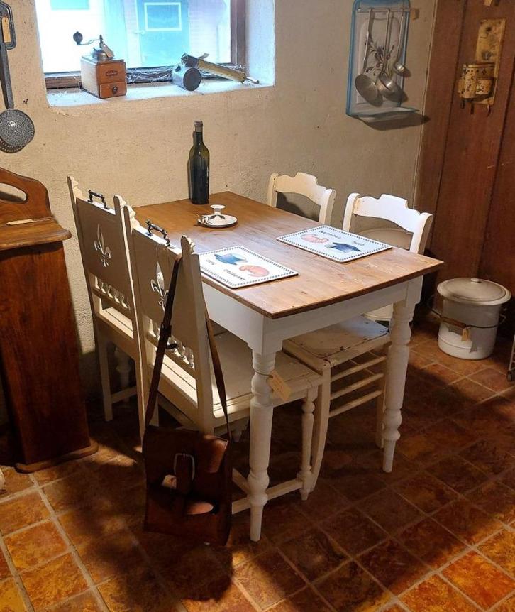 decoratieve oude keukentafel met lade  sidetable, Antiek en Kunst, Curiosa en Brocante, Ophalen