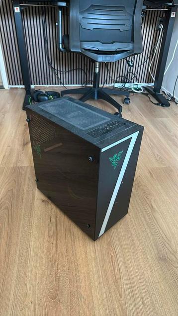 Gaming pc beschikbaar voor biedingen