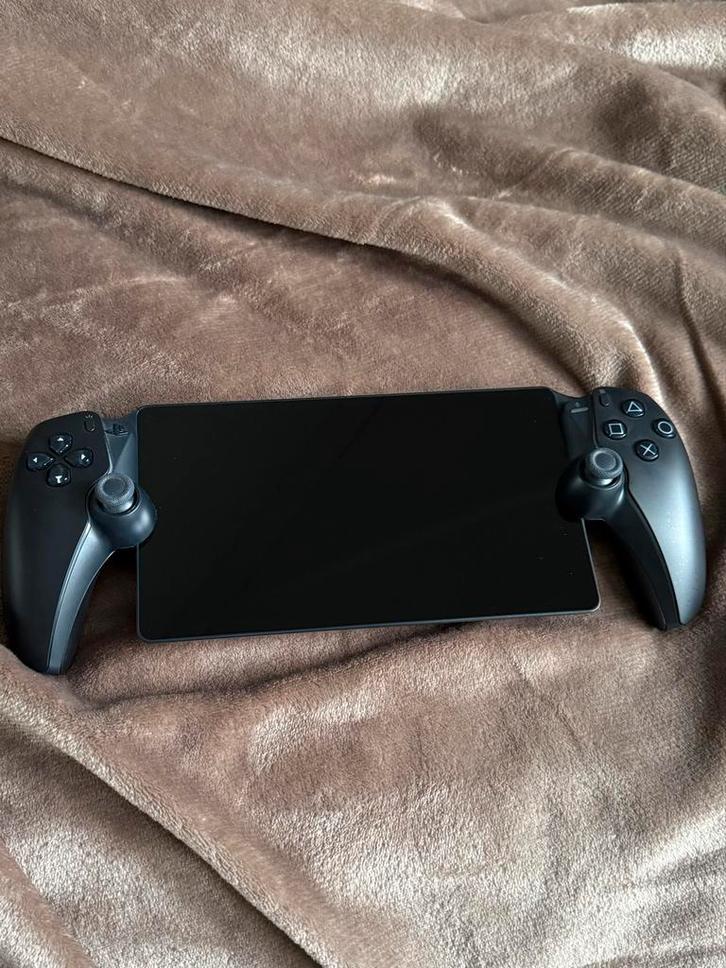 Playstation Portal Remote-Player, Spelcomputers en Games, Games | Sony PlayStation Portable, Zo goed als nieuw, Overige genres