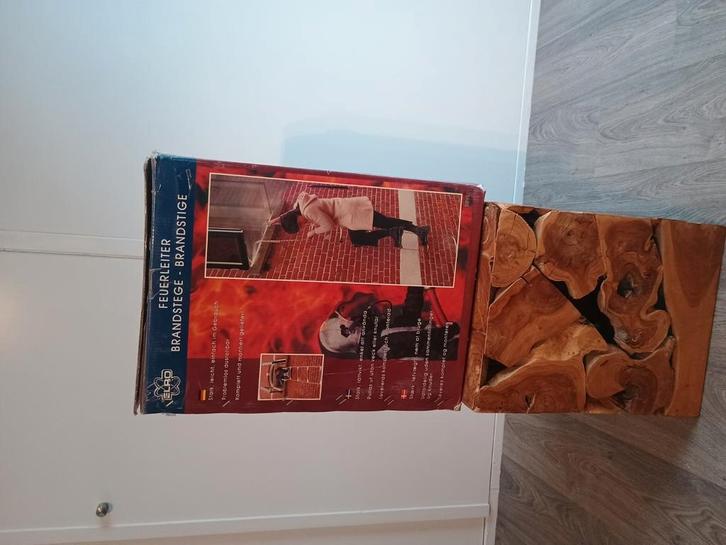 Brandladder, Doe-het-zelf en Verbouw, Ladders en Trappen, Zo goed als nieuw, Minder dan 2 meter, Ophalen of Verzenden