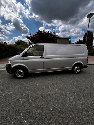 Volkswagen Transporter ,L2 ,T5 ,  2.5l ,  243.000  .BJ. 2009 beschikbaar voor biedingen