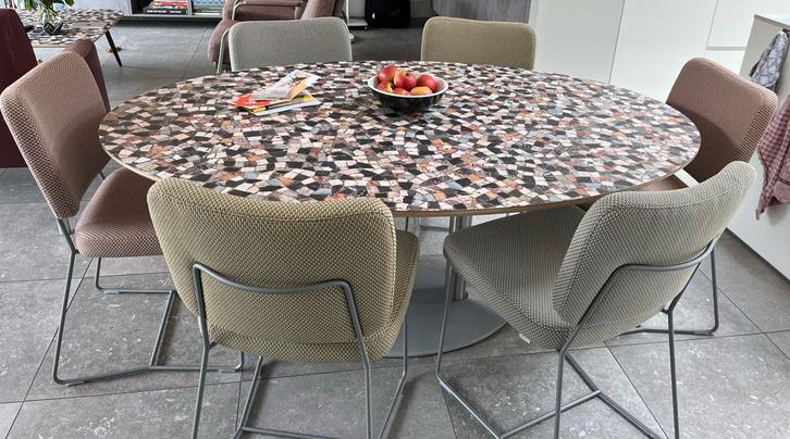 Unieke ovale eettafel met facetrand: 180 x 120, Huis en Inrichting, Tafels | Eettafels, Zo goed als nieuw, 100 tot 150 cm, 150 tot 200 cm