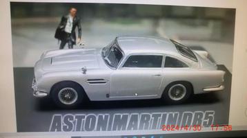 Aston Martin 007 1:18