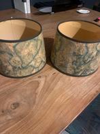 Twee klassieke lampenkappen met kaartmotief, Gebruikt, Beige, Rond, Ophalen of Verzenden