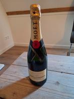 Champagne Moet, Ophalen