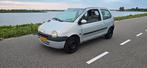 Renault Twingo 1.2 Euro 2000 2001 Grijs, Auto's, Voorwielaandrijving, 600 kg, 4 cilinders, 58 pk