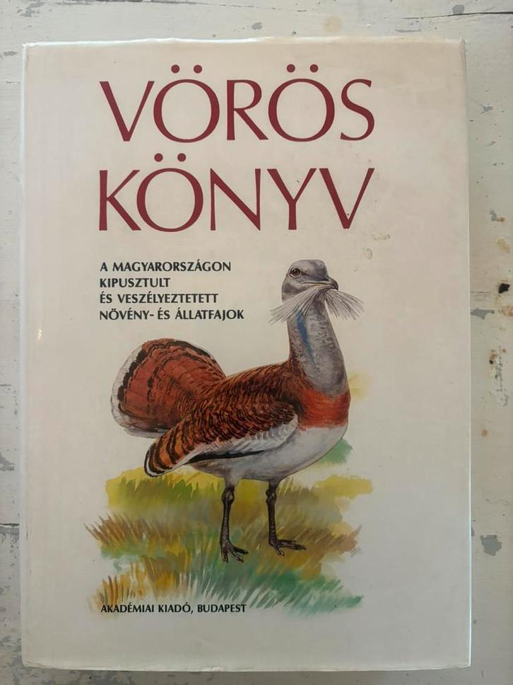 Vörös könyv, Boeken, Dieren en Huisdieren, Gelezen, Vogels, Ophalen of Verzenden