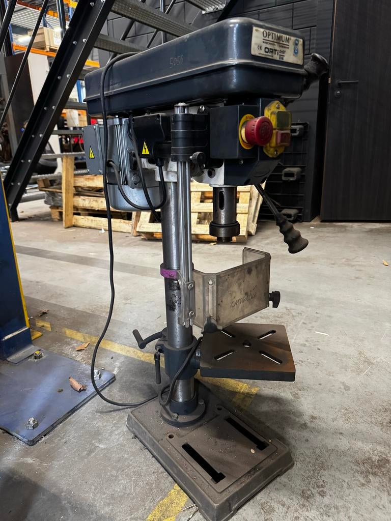 Optimum B16 Tafelkolomboormachine, Doe-het-zelf en Verbouw, Gereedschap | Boormachines, Ophalen, Gebruikt, 400 tot 600 watt, Kolomboormachine