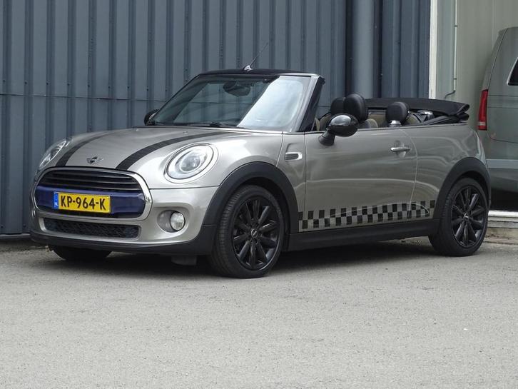 MINI Cabrio 1.5 Cooper Chili Serious Business | Cabriolet |, Auto's, Mini, Bedrijf, Te koop, Cabrio, ABS, Airbags, Airconditioning