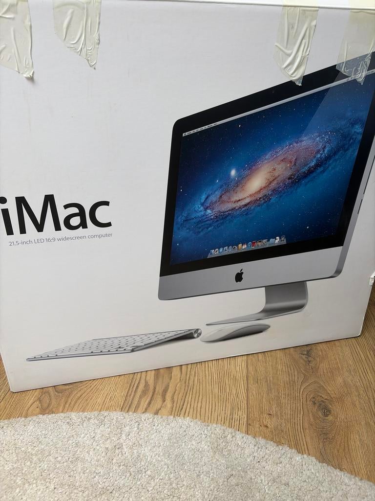 iMac 21.5-inch LED 16:9 widescreen computer, Computers en Software, Apple Desktops, Gebruikt, Minder dan 4 GB, IMac, Ophalen of Verzenden