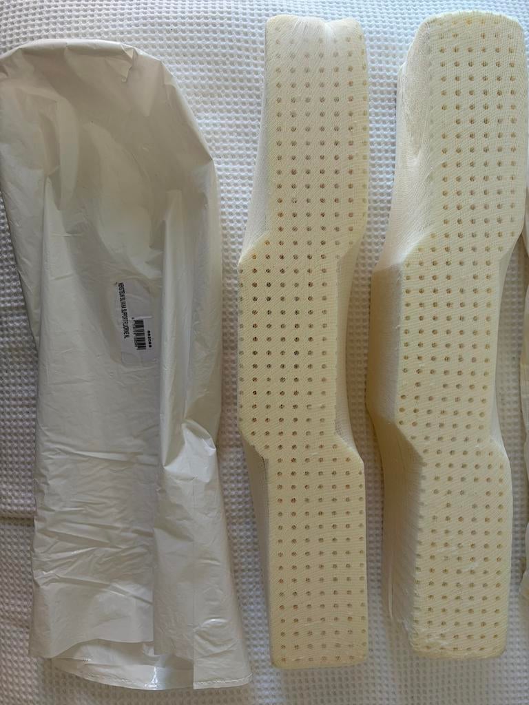 Fluorine, blauw/paarse Silvana neksteun, Ophalen of Verzenden, Zo goed als nieuw, Eenpersoons, 70 cm of minder