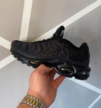 Nike TN Air Max Plus Triple Black • Maat 44 nieuw, Zwart, Ophalen of Verzenden, Sneakers of Gympen, Zo goed als nieuw