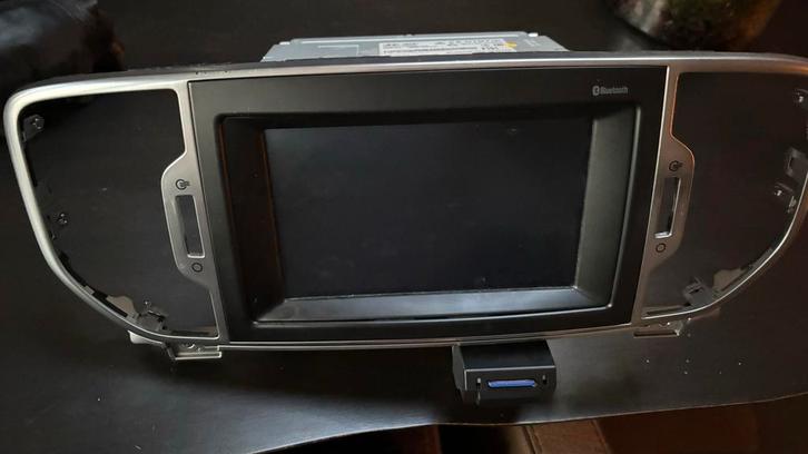 Kia Sportage Navigatie Radio Bluetooth LAN5200EKQL, Auto diversen, Autonavigatie, Gebruikt, Ophalen of Verzenden