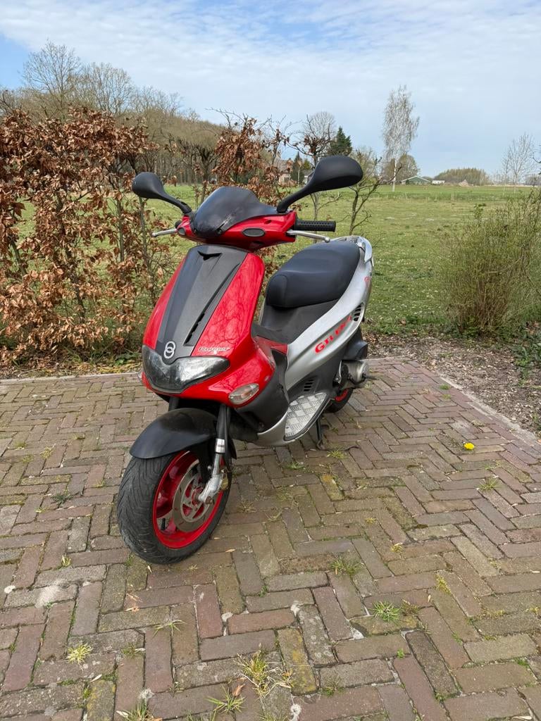 Gilera Runner 50cc SP dubbeldisk duits, Fietsen en Brommers, Scooters | Piaggio, Gebruikt, Overige modellen, Maximaal 45 km/u