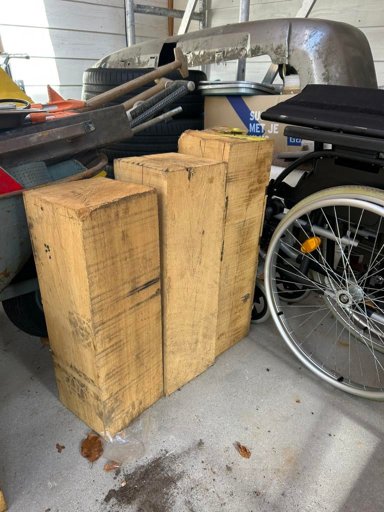Eiken palen 20x20 cm, Ophalen, Eiken, Zo goed als nieuw, 50 mm of meer
