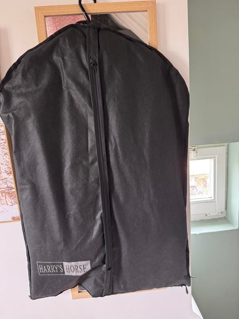 Netjes paardrij jasje met bijbehoren, Dieren en Toebehoren, Ophalen of Verzenden, Zo goed als nieuw, Dressuur, Bovenkleding