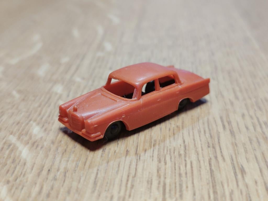 Lima Mercedes ORANJE, Ophalen of Verzenden, Zo goed als nieuw, Auto