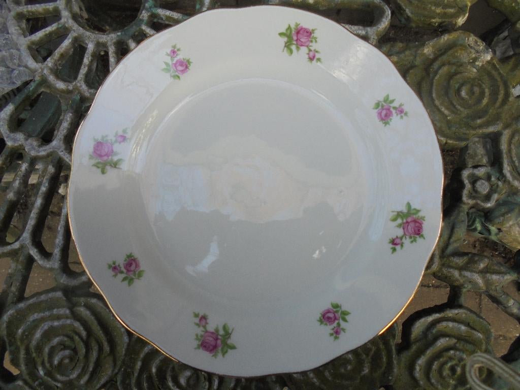 3 x ontbijtbordje Kahla met roze roosjes op de rand, Ophalen of Verzenden