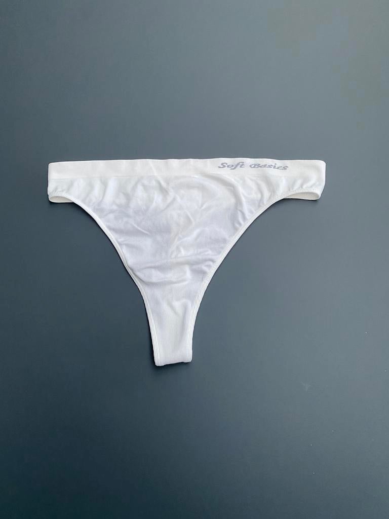 Witte string nieuw, Kleding | Dames, Ondergoed en Lingerie, Verzenden, Wit, String