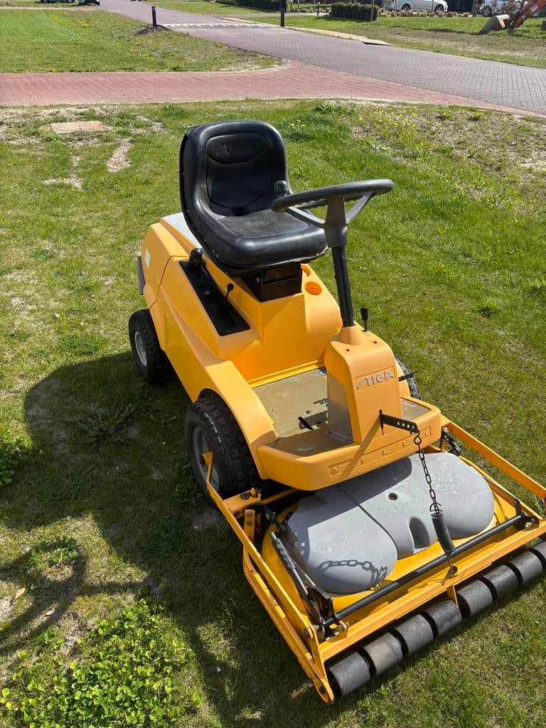 Nette Stiga zitgrasmaaier - Klaar voor  gebruik!, Ophalen, Gebruikt, Elektrische starter, 90 tot 120 cm