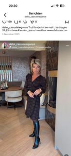 Mooie kanten wikkeljurk Deb's casual elegance, Bruin, Maat 42/44 (L), Ophalen of Verzenden, Zo goed als nieuw