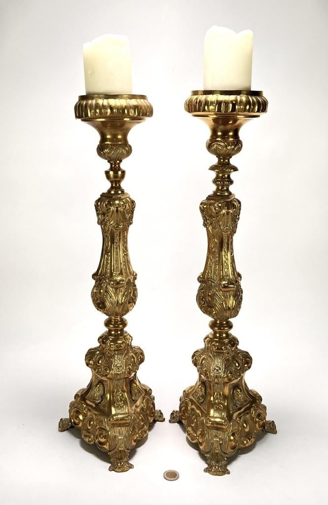 1085. Messing kerkkandelaren - neobarok, 19e eeuw, Antiek en Kunst, Antiek | Kandelaars, Ophalen of Verzenden, Koper of Brons