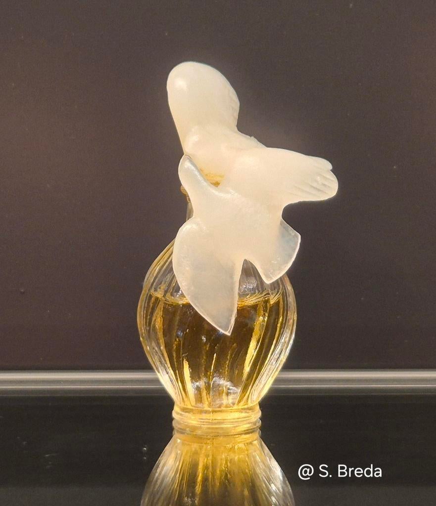 Nina Ricci - L'air du Temps - miniatuur 6 cm beetje uit, Ophalen of Verzenden, Zo goed als nieuw, Miniatuur, Gevuld