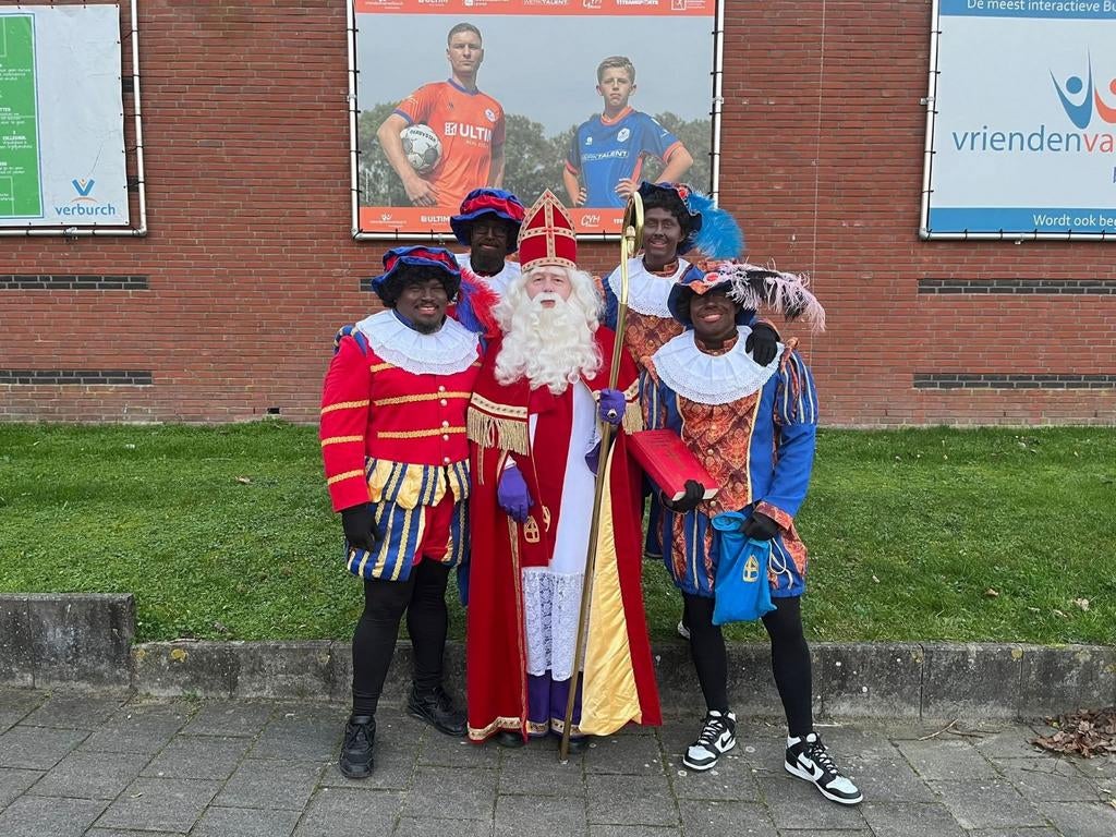 Sinterklaas aanbieding, Diversen, Sinterklaas, Ophalen